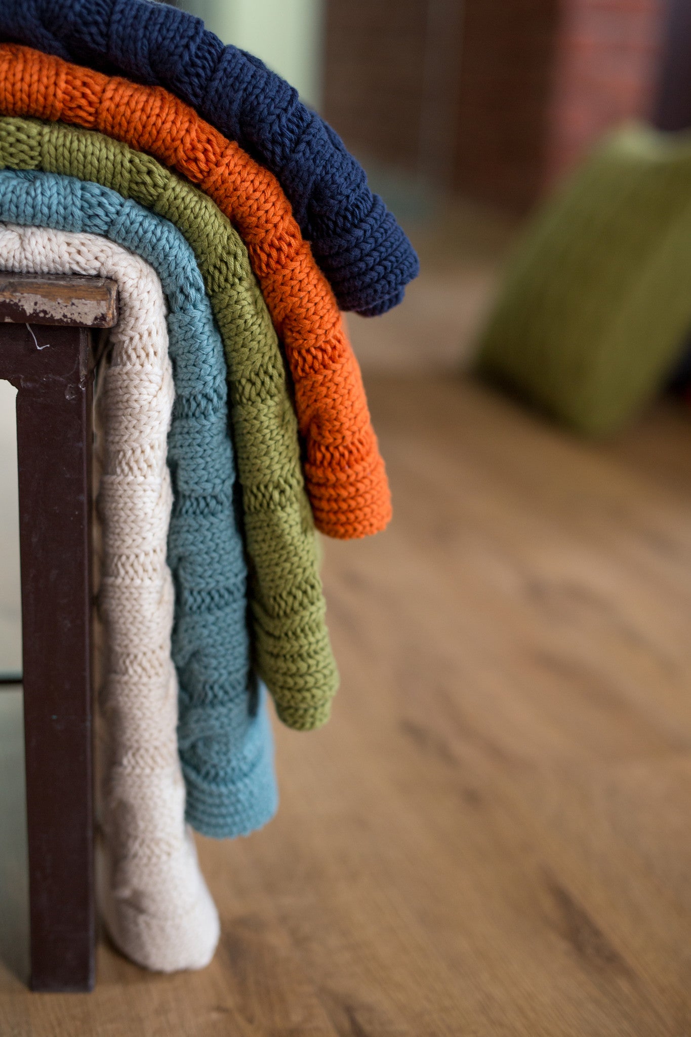 Rizzy Home Überwurf Aus 100% Baumwolle – Kuschelig, Kabelgestrickt, In Navy 50x60 Zoll